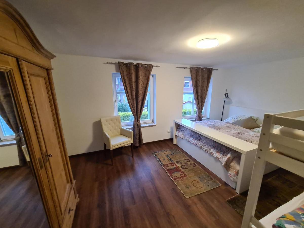 Apartment Urlaub Am Mittelpunkt. Neue Ferienwohung Im Alten Mehlager Niederdorla